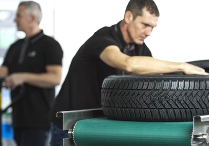 car-tire_jkfphoto-Habasit_130783